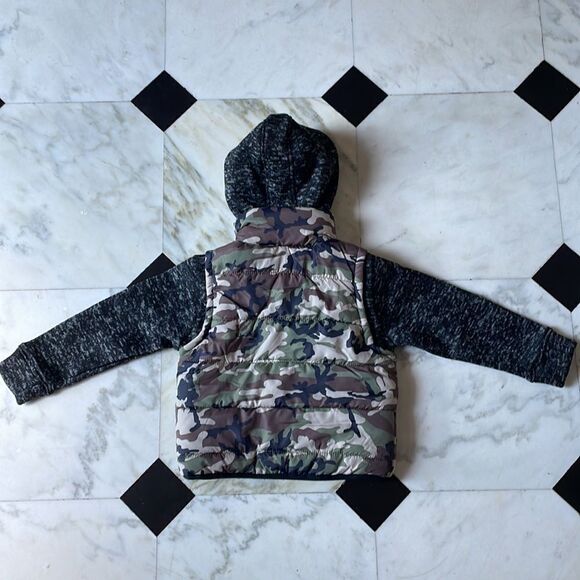 Joe’s Jeans Toddler Camo Hooded Puffer Vest Jacket NWT - Picture 13 of 14